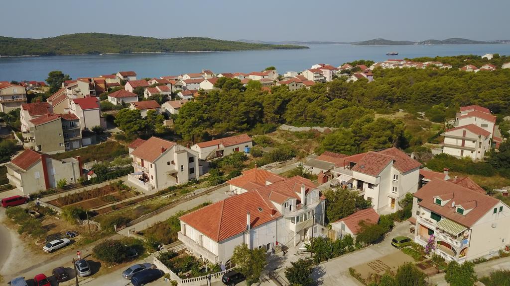 Apartment Grgas-Tucilo Zablaće Exteriör bild